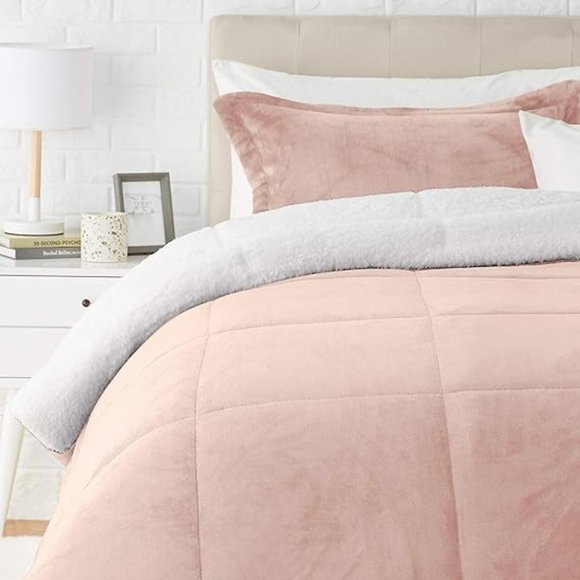 Ultra-Soft Micromink Sherpa Comforter Bed Set Blush NEW Full / Queen - Picture 1 of 4